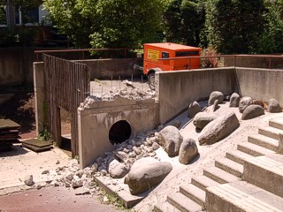 Abbruch des desolaten Unterschlupfes